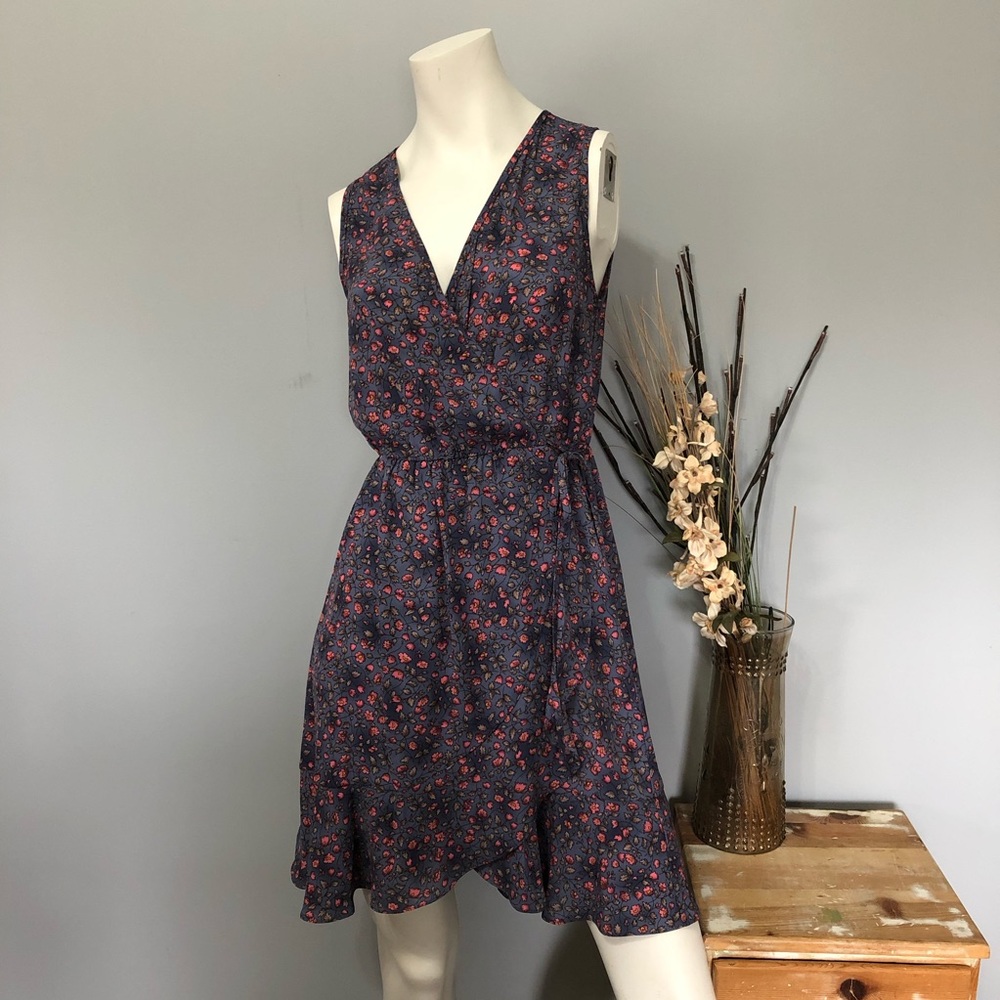 Soprano Cute Floral Dress, NWT, NEW with tags
